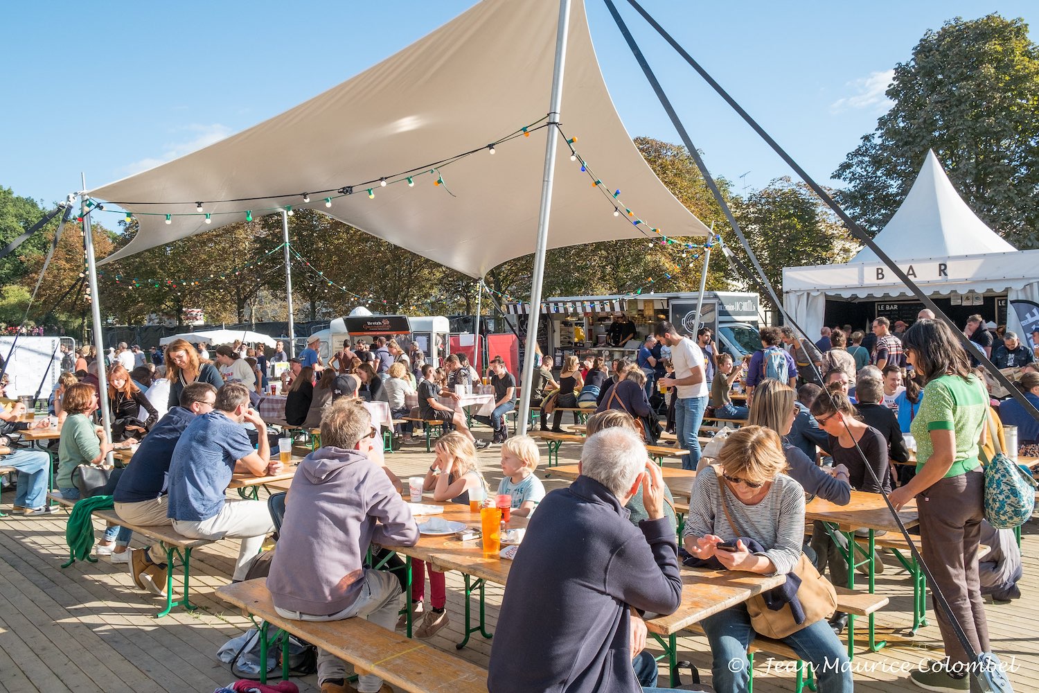 La guinguette du festival le Grand Soufflet s'installe chaque année au Thabor