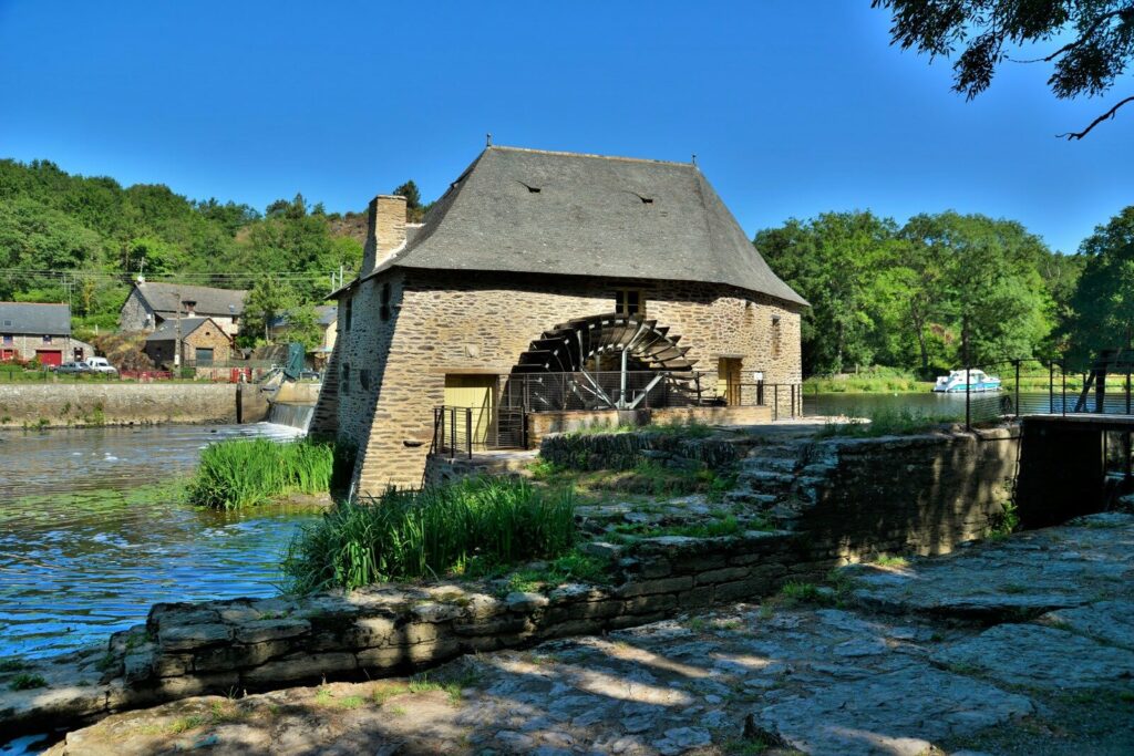 Le moulin du Boël au bord de la Vilaine