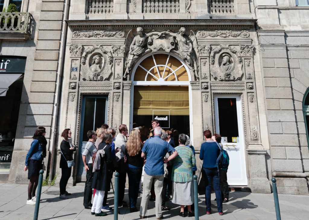 Visite guidée devant le chocolatier Durand