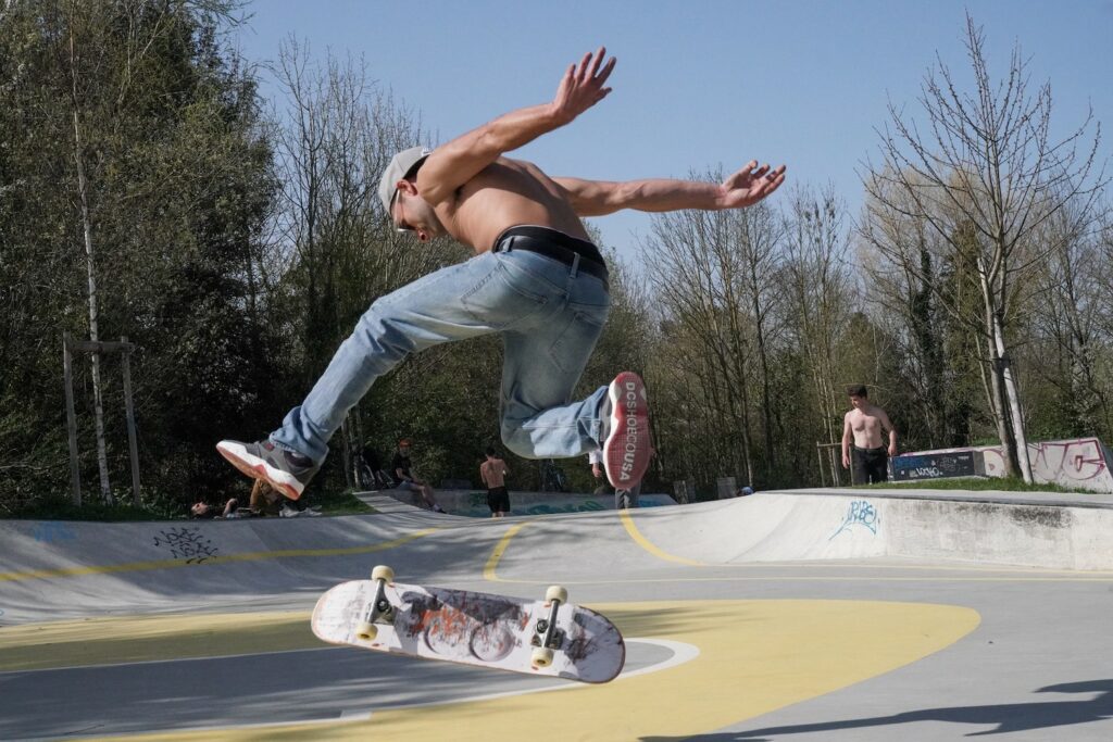 Skateur au skatepark de la Prévalaye à Rennes
