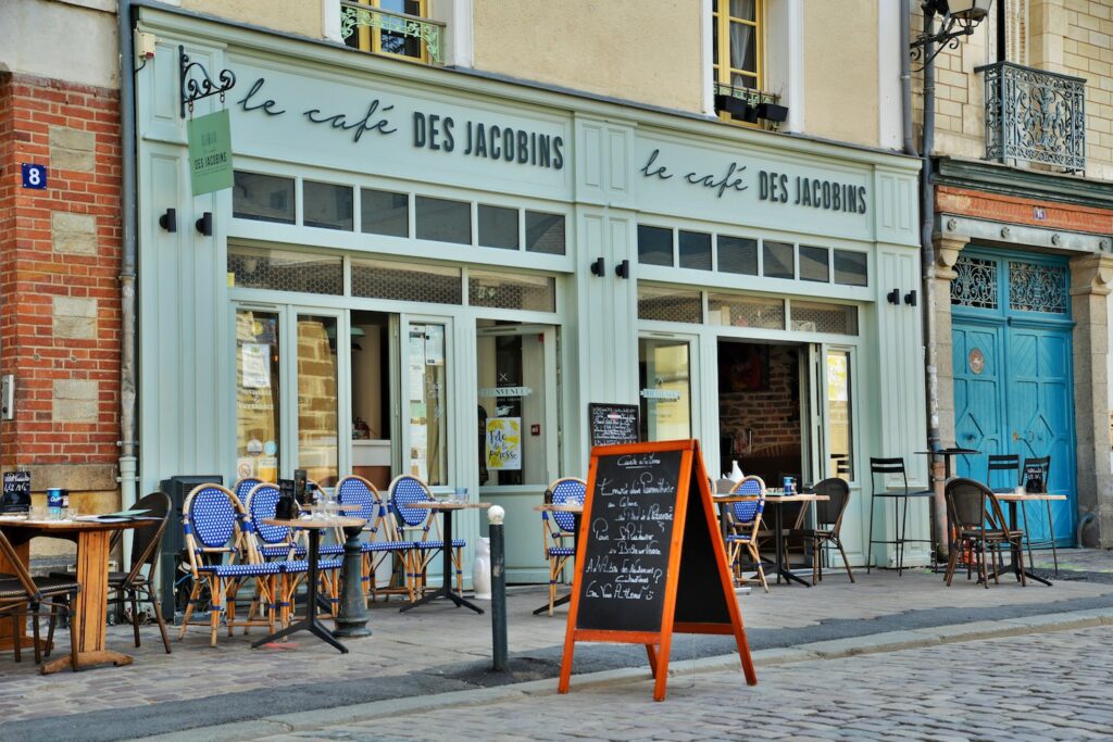 Devanture du Café des Jacobins