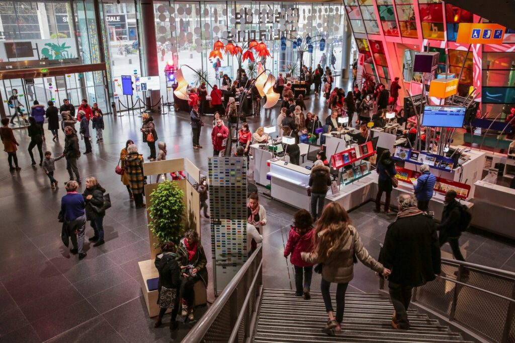 L'intérieur du bâtiment des Champs Libres à Rennes