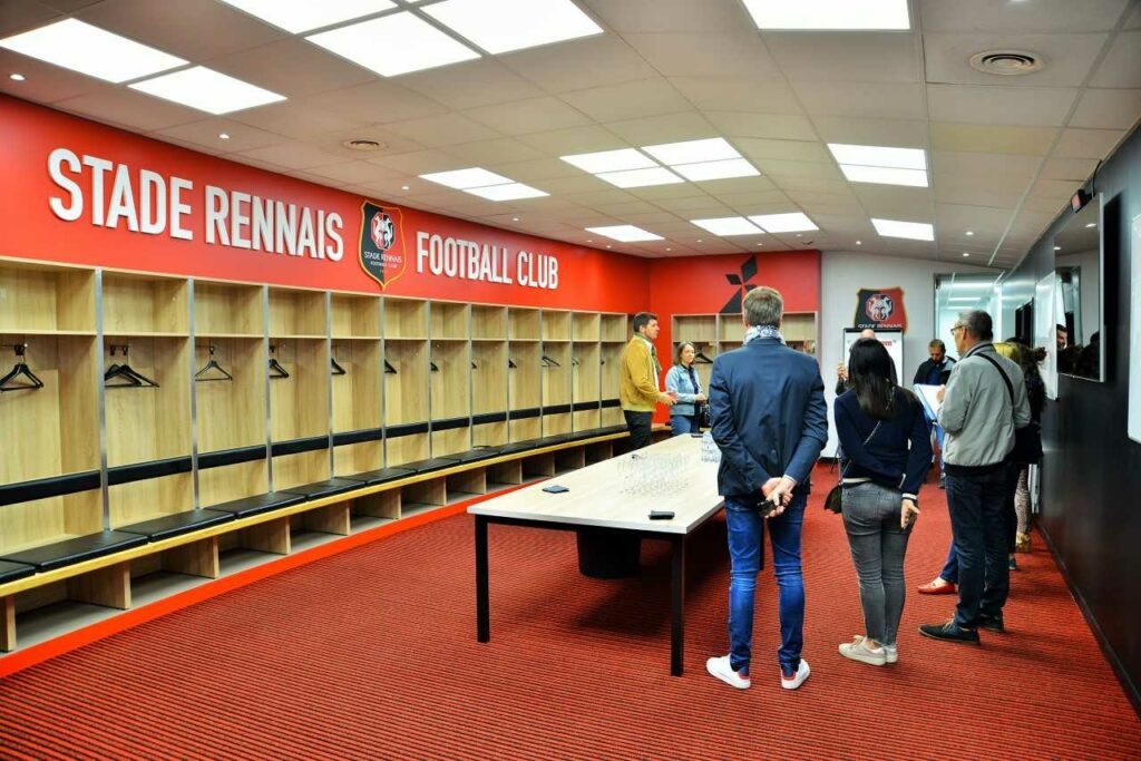 Découvrez les vestiaires du Roazhon Park