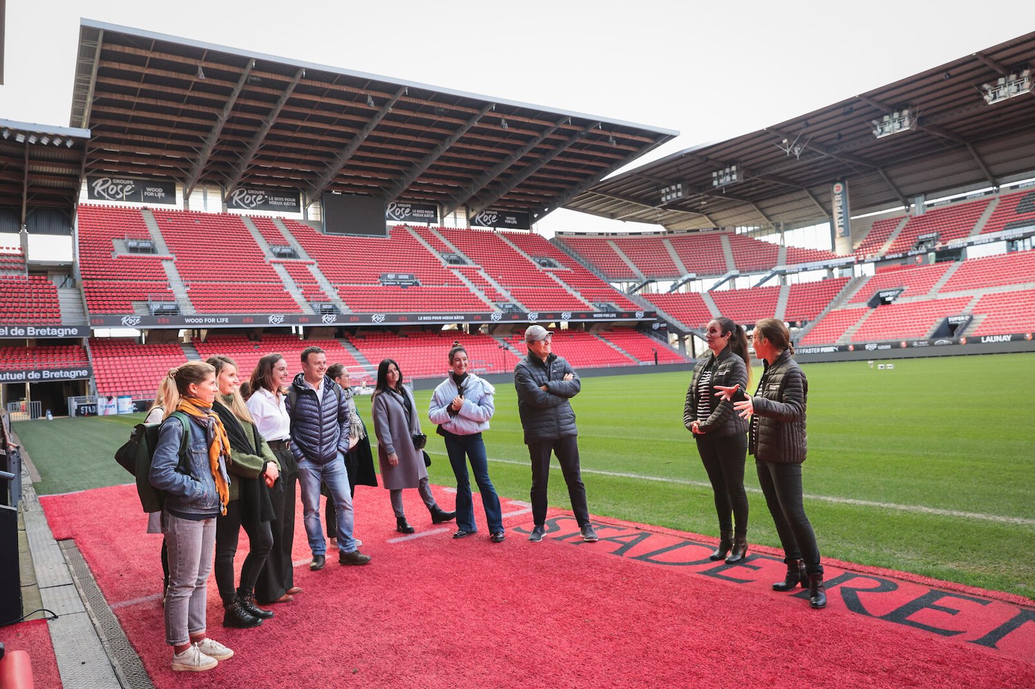 Au plus près du terrain avec la balade Allez le Stade !