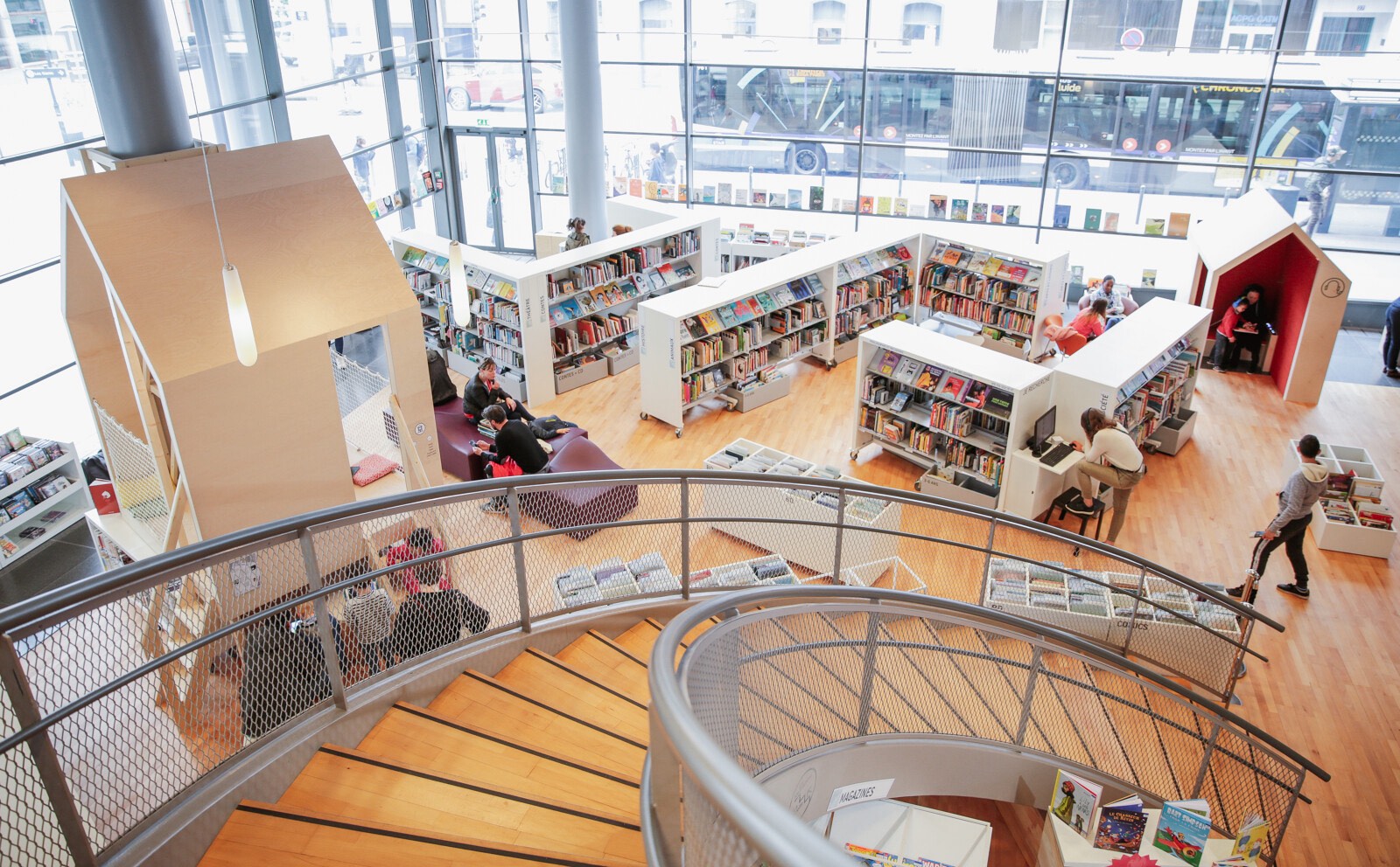 Dans la bibliothèque des Champs Libres