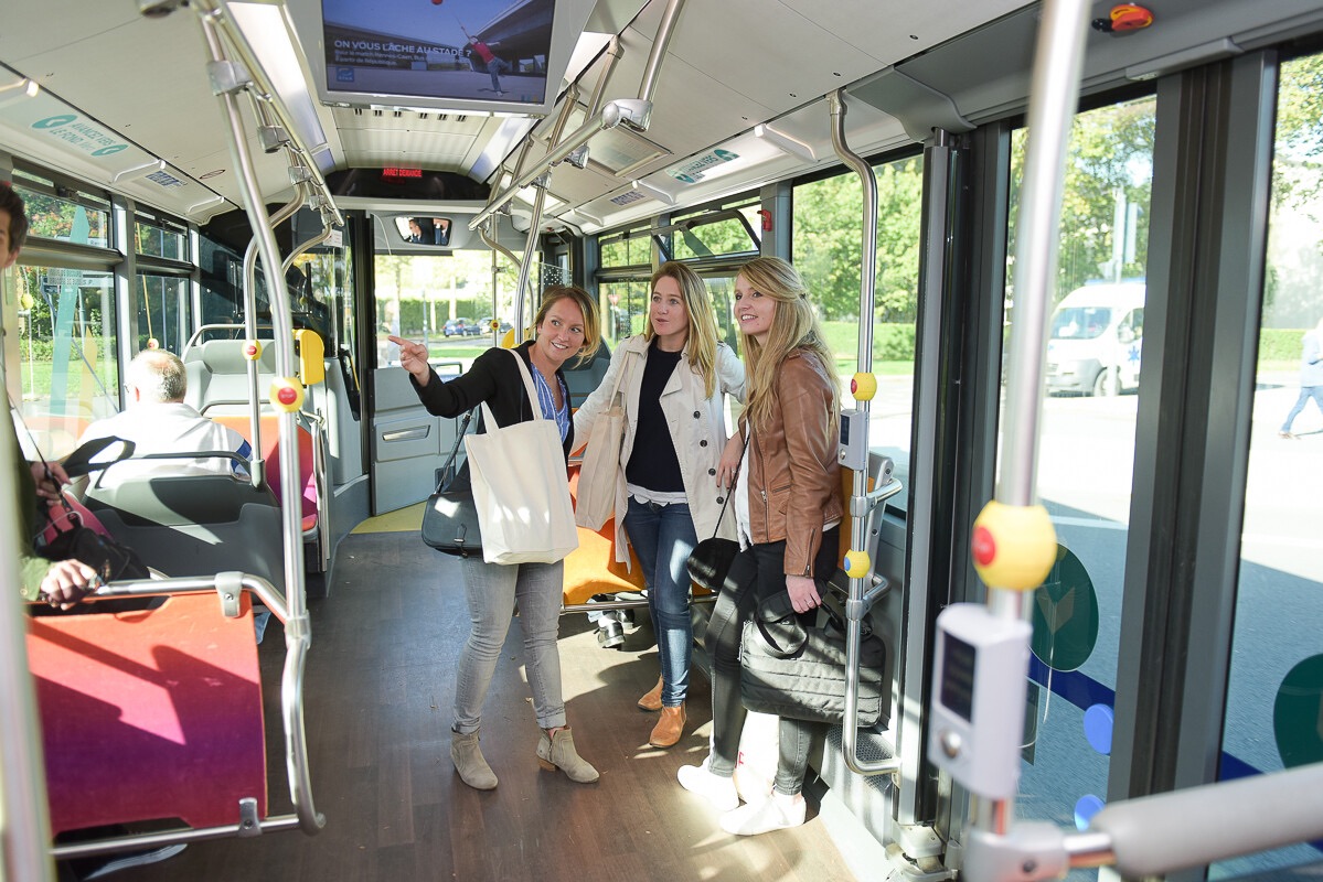 Des voyageuses en bus à Rennes