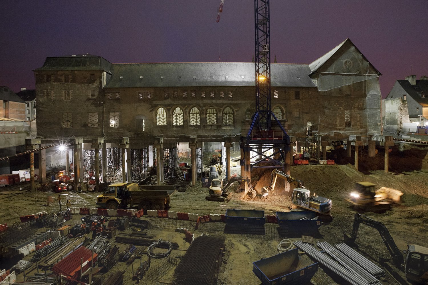 Le couvent des Jacobins en lévitation