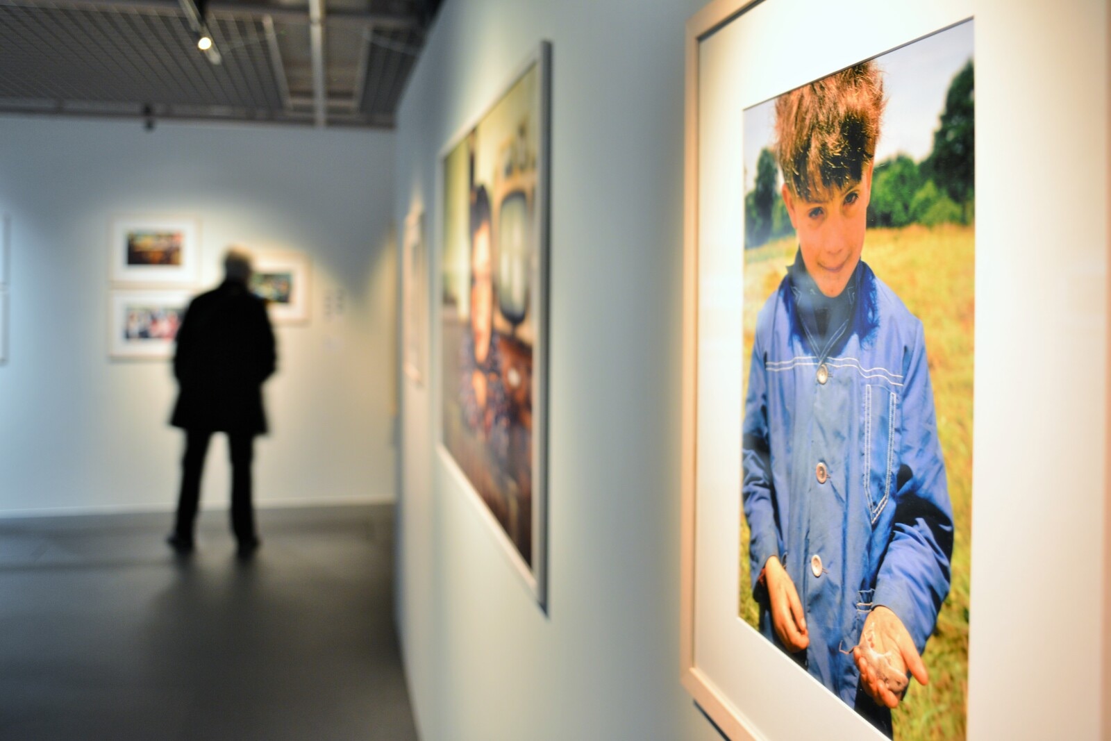 Exposition "un village" de photographies de Madeleine de Sinety