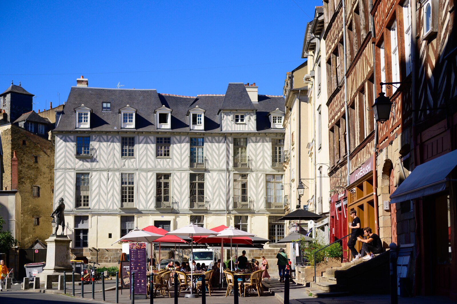 La façade à pan de bois de l'hôtel Hay de Tizé