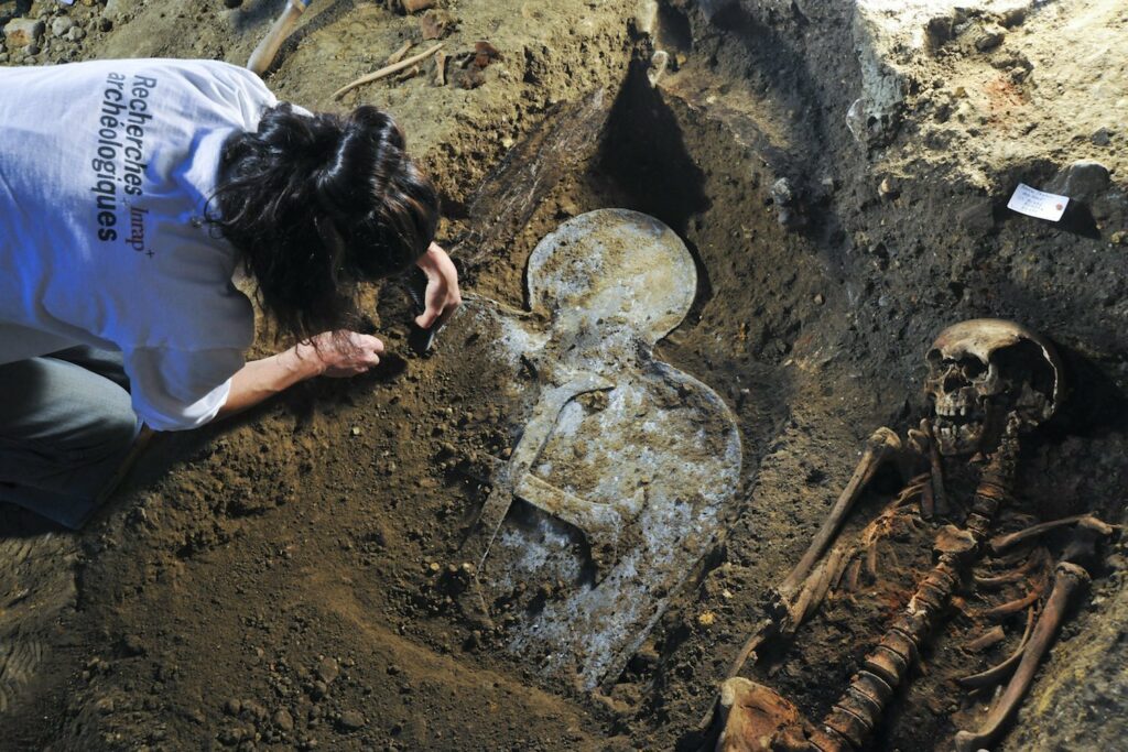 Découverte d'un sarcophage à Rennes