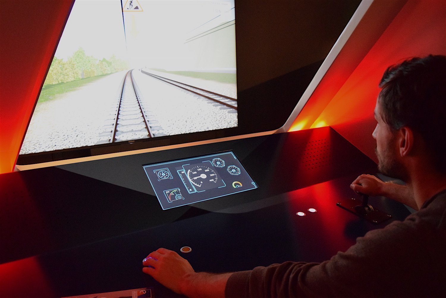 Simulateur de pilotage de TGV à l'expo Grande Vitesse