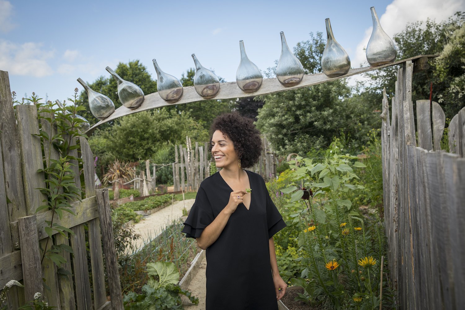 Leïla aux jardins Rocambole à Corps-Nuds