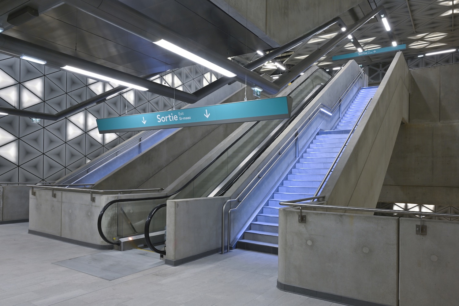 Station Mabilais ligne B : les escalators