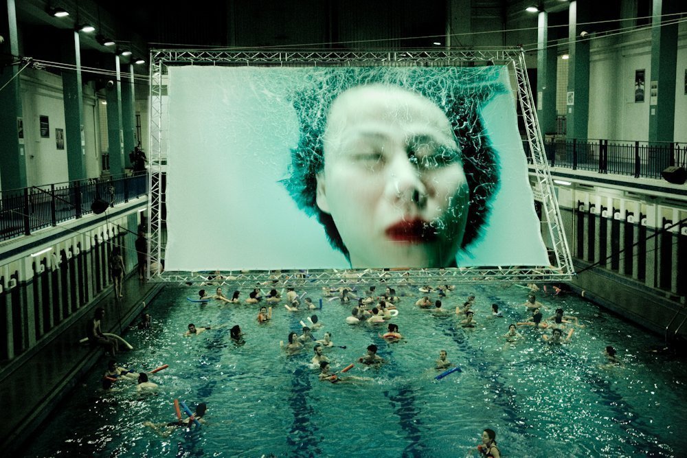 Projection à la piscine Saint-Georges