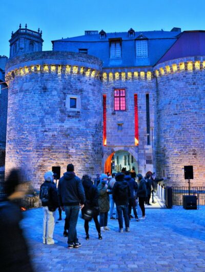 Les Portes Mordelaises illuminées