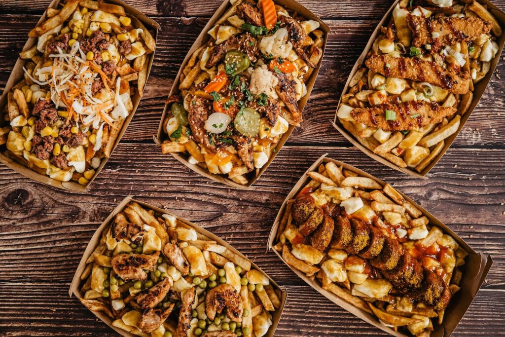 La Poutine une spécialité québecoise pour les gourmands