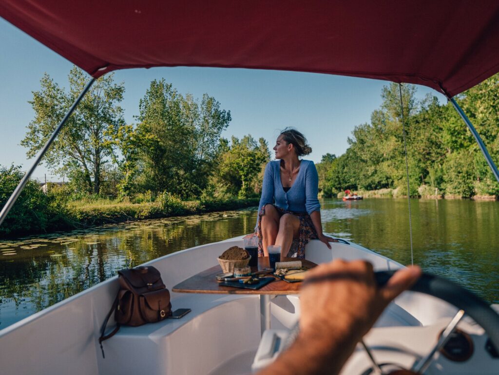 A bord des p'tits bateaux electriques