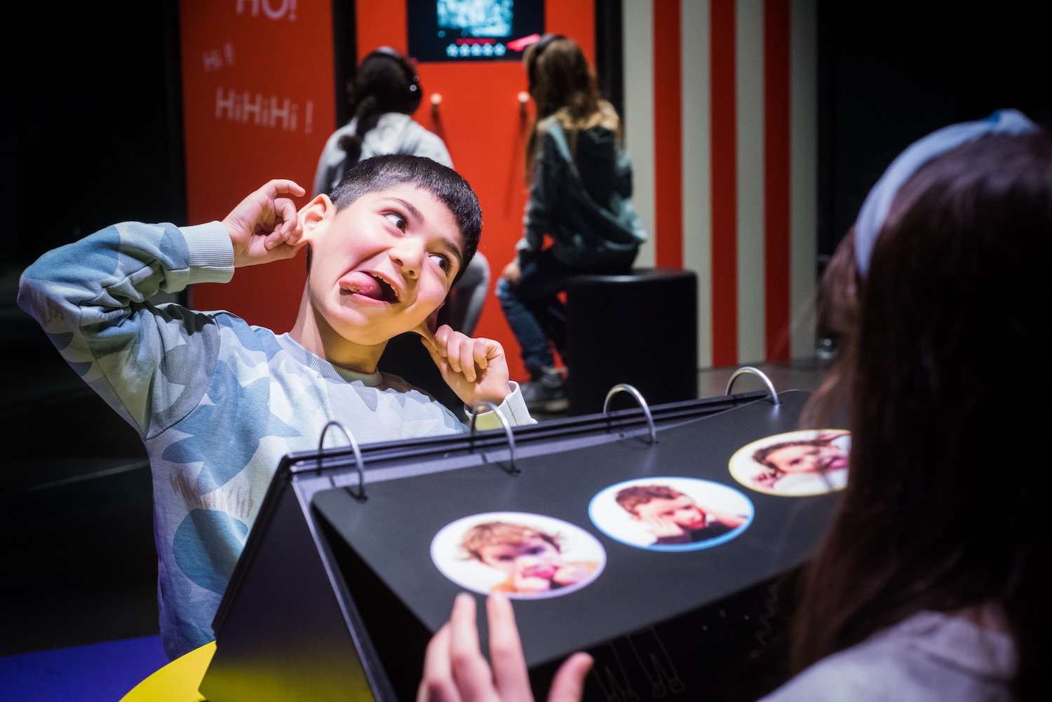 On s'amuse bien à l'Exposition Rire de Rennes à l'Espace des sciences