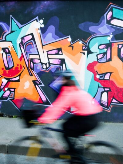 Fresque d'art urbain réalisée en 2018 lors de la Biennale Teenage Kicks à Rennes