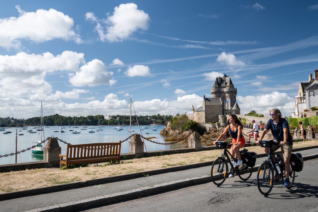 Balade sur la Vélomaritime à Saint-Malo
