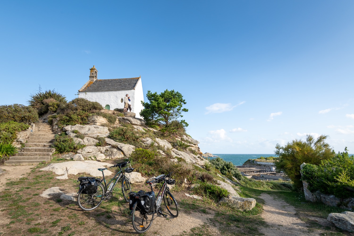 Pause vélo près de Roscoff sur la Vélomaritime (EV4)