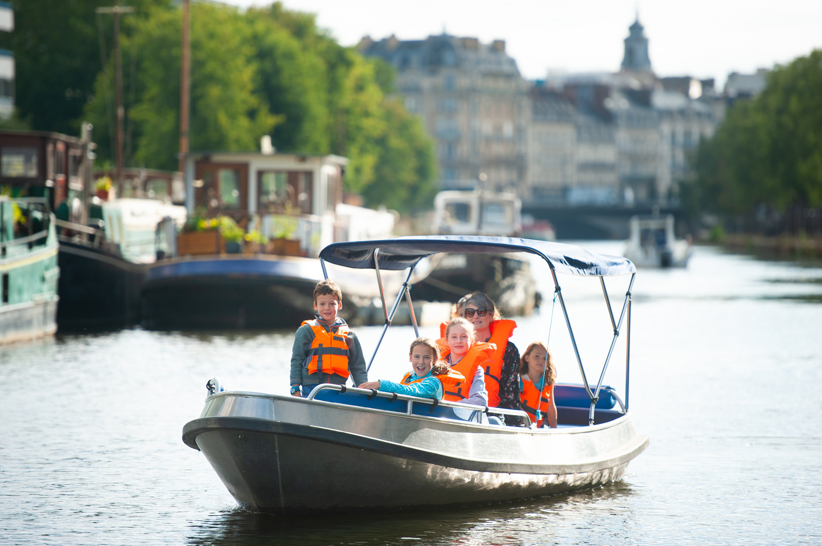 Location de bateaux électriques à Rennes