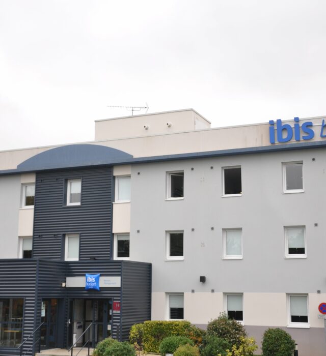 ibis-budget-montgermont-1.jpg