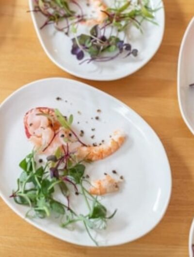 Assiette de crevettes et salade