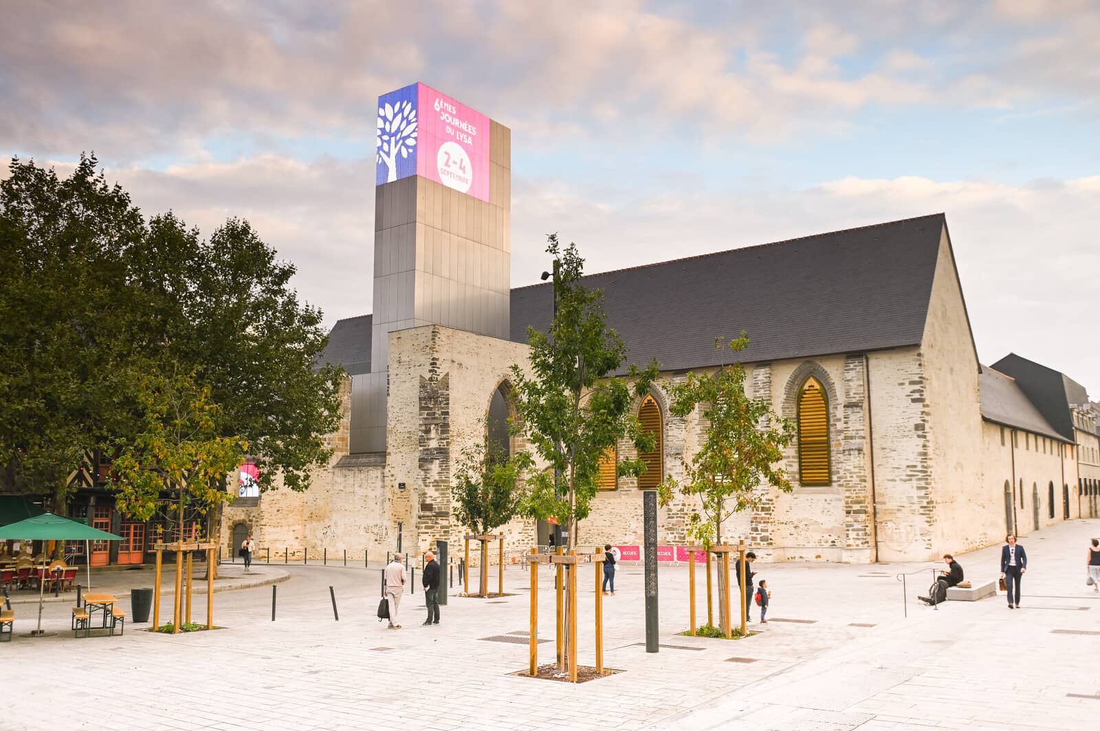 Le parvis du Couvent des Jacobins à Rennes