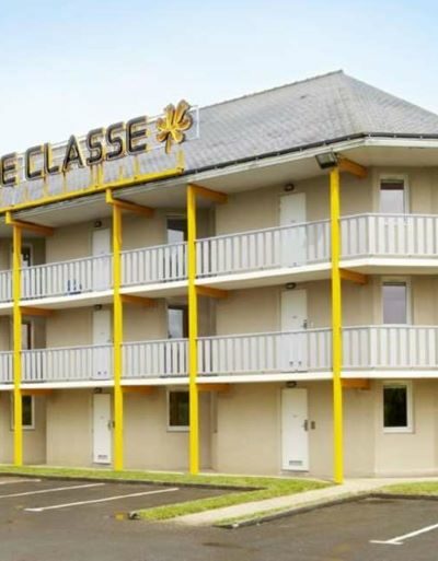 Façade du Première Classe Rennes Sud-Est