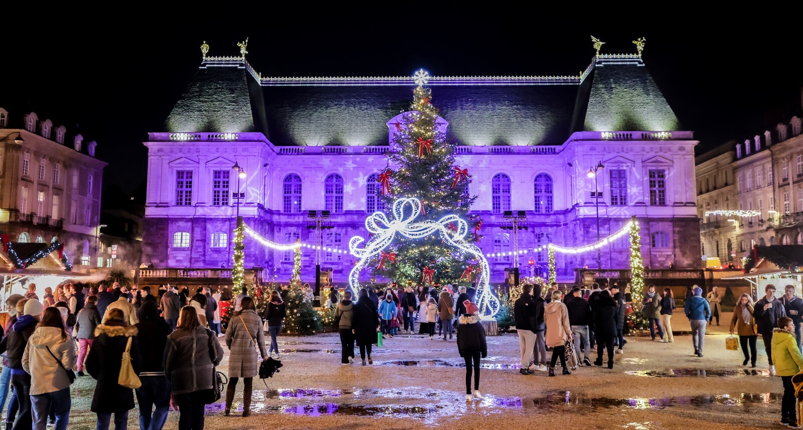 Dans les coulisses des illuminations de la mairie de Rennes