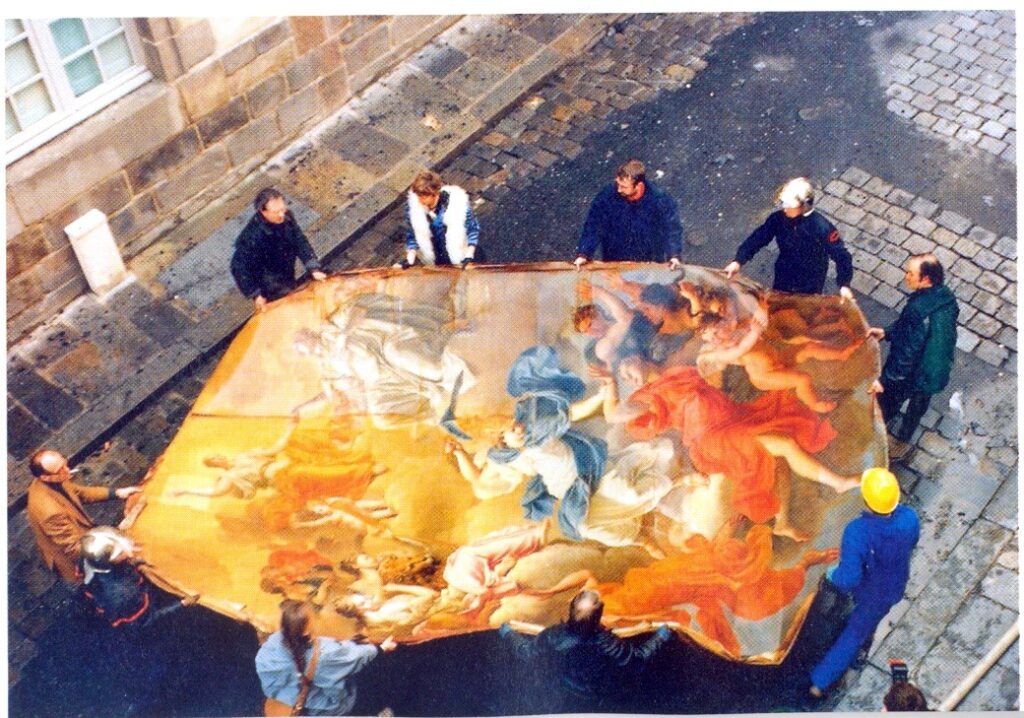 Sauvetage de peintures du Parlement lors de l'incendie de 1994
