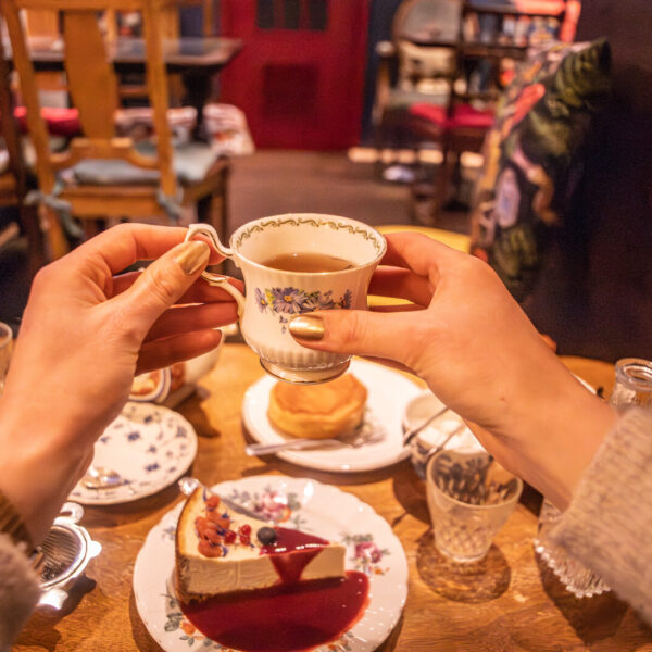 Thé et pâtisseries