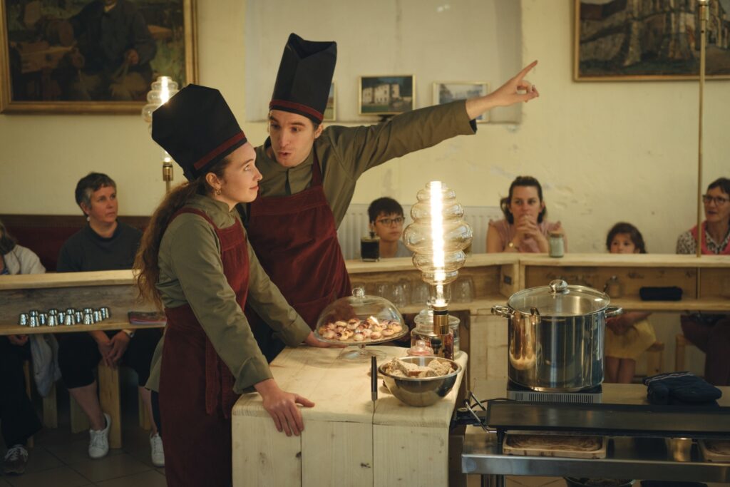 Spectacle Par les bouches, par la Cie Derezo