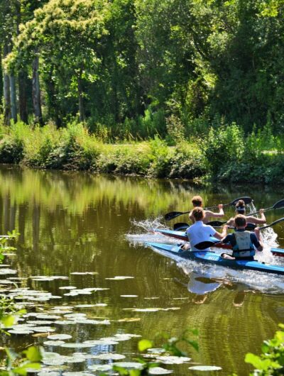 Kayakistes sur le Canal d'Ille-et-Rance