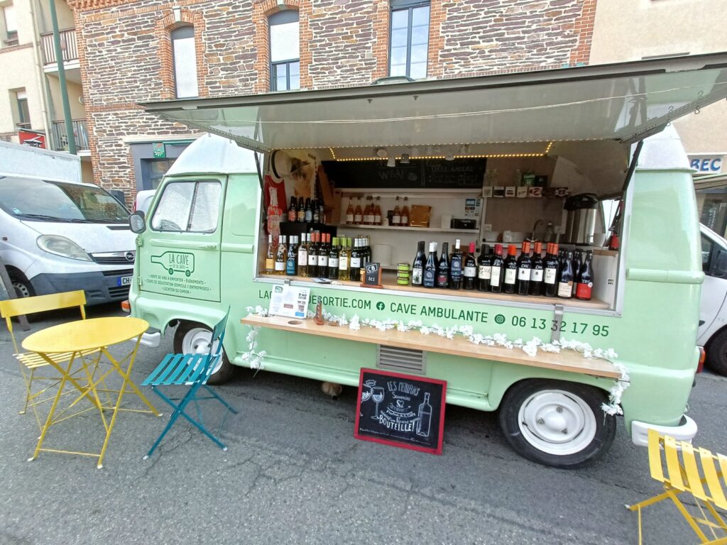 Cave-estafette et terrasse