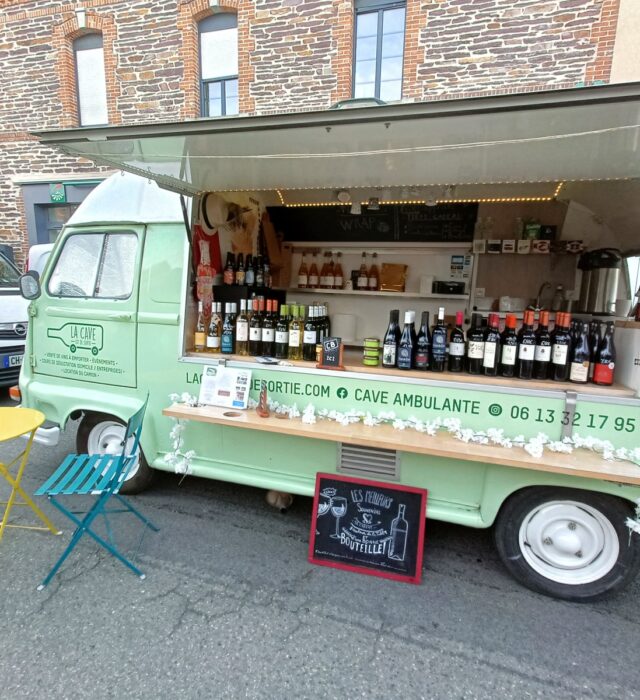 Cave-estafette et terrasse