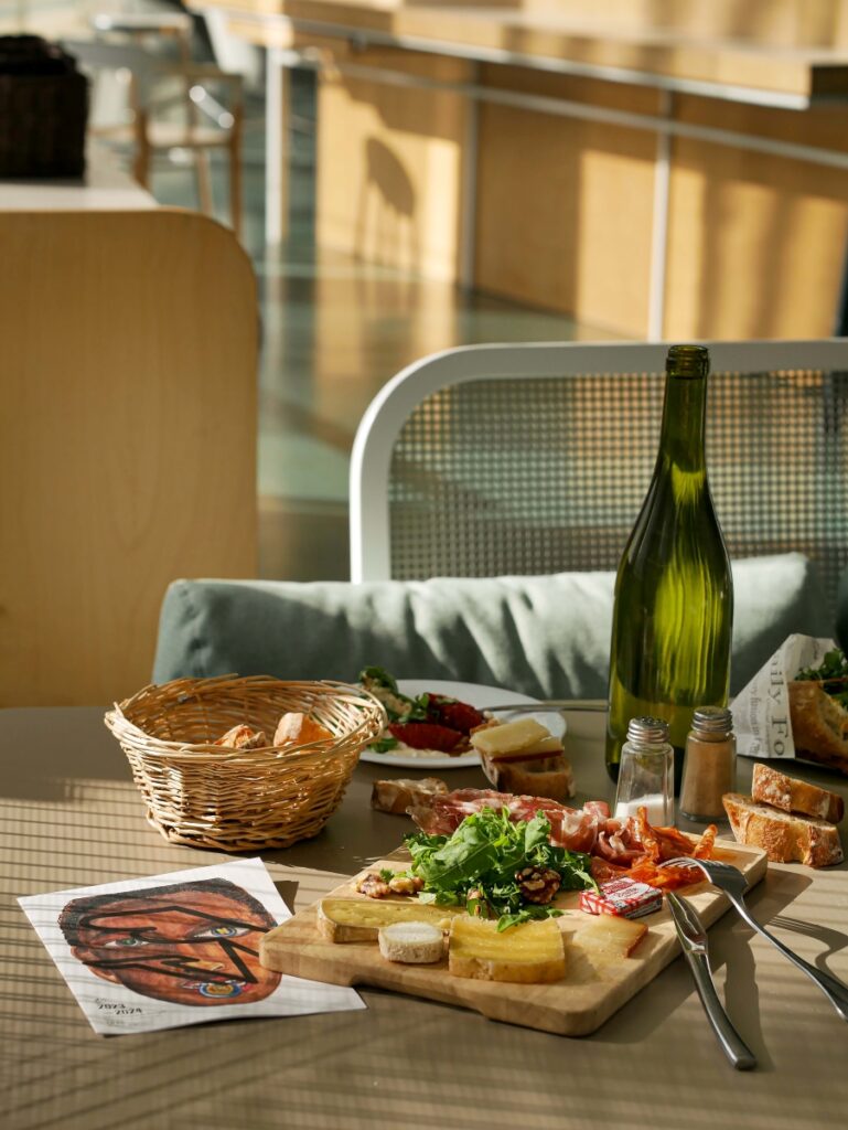 Assiette de fromage et charcuterie