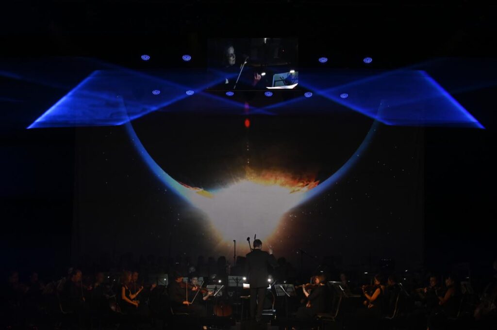 hans-zimmer-4-small-c-star-entertainment-le-couvent-des-jacobins-janvier-2024-20599-23200-23205-26161.jpg
