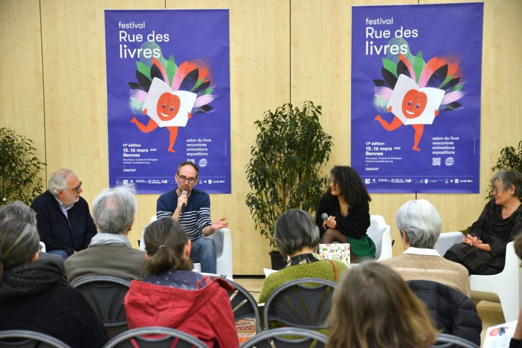 Le festival Rue des Livres invite chaque année des centaines d'auteurs et illustrateurs à rencontrer leurs lecteurs