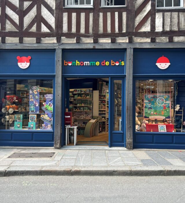 Devanture du magasin Le Bonhomme de Bois