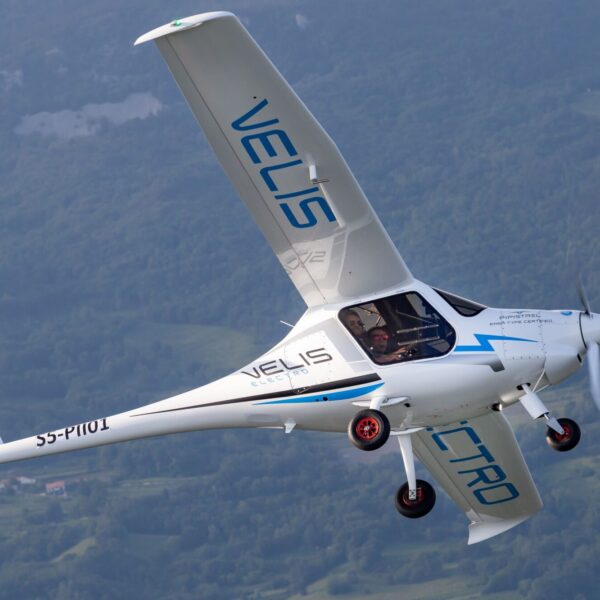 Vol initiation avion électrique velis