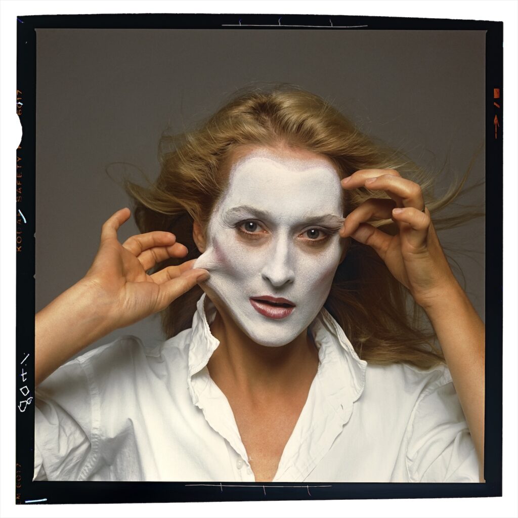 Portrait de Meryl Streep par la photographe américaine Annie Leibovitz. Oeuvre de la Pinault Collection exposée à Rennes pendant l'été 2025.