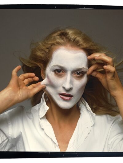 Portrait de Meryl Streep par la photographe américaine Annie Leibovitz. Oeuvre de la Pinault Collection exposée à Rennes pendant l'été 2025.