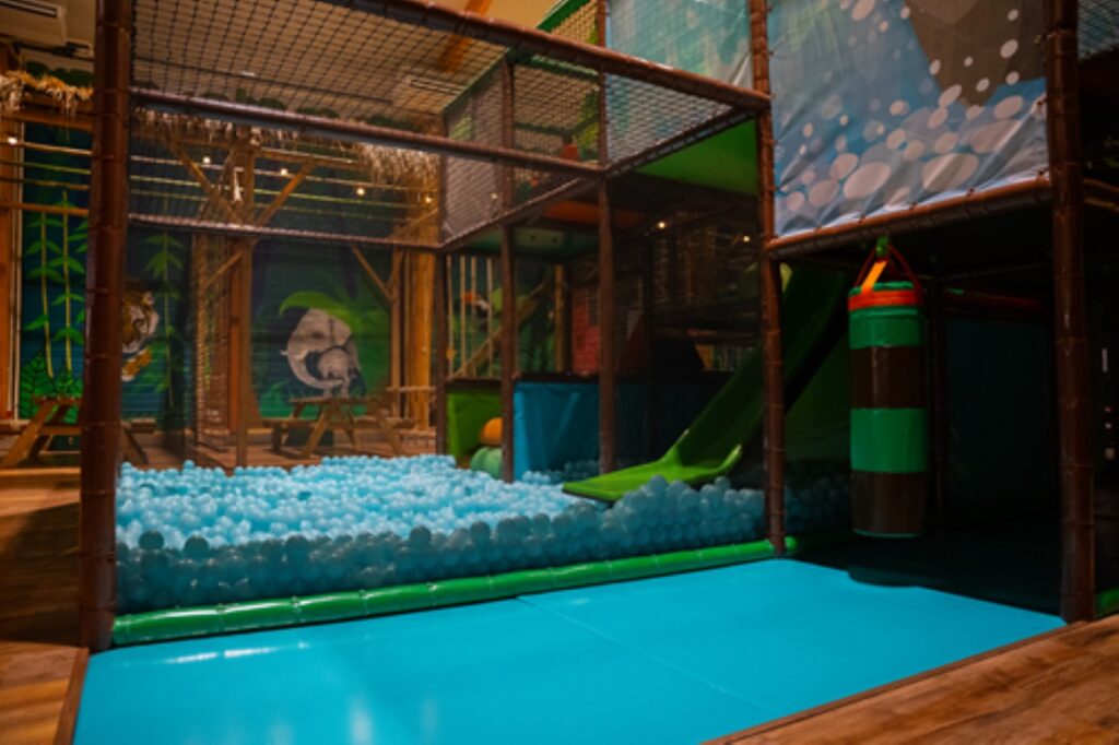 piscine-balles-enfants