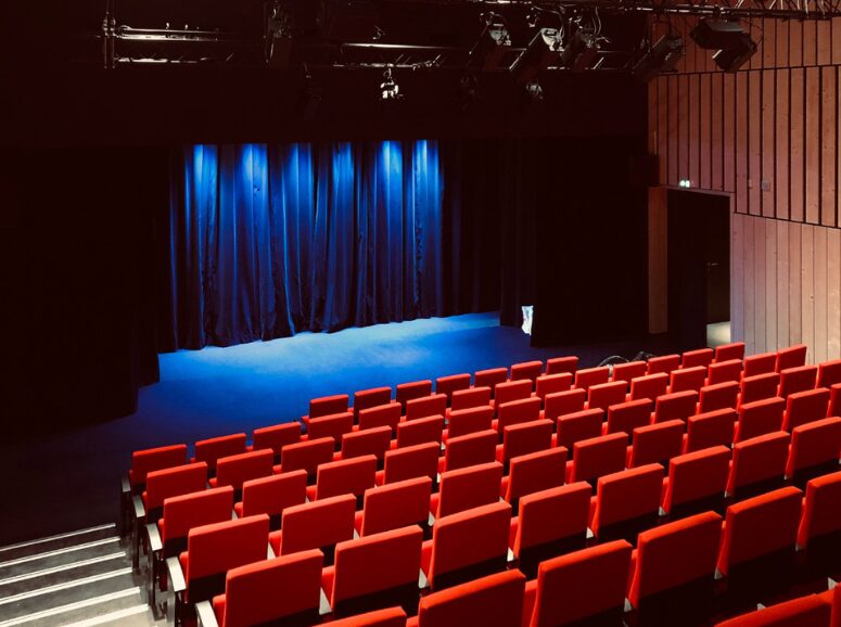 photo salle de théâtre Le Bacchus