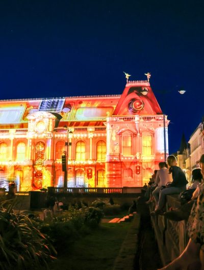Spectacles « Regards » dans le cadre des projections sur le Parlement de Bretagne en 2025