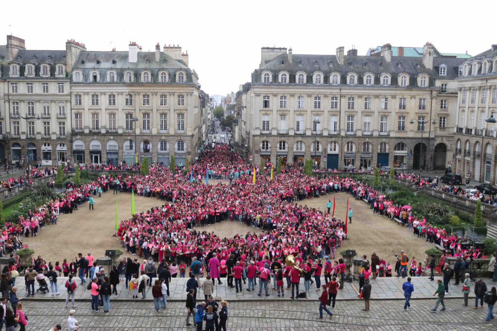 Marche solidaire dans le cadre de Tout Rennes Court et Octobre rose