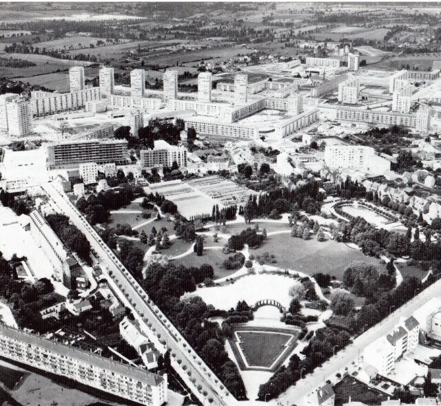 Visite du quartier de Maurepas 1965