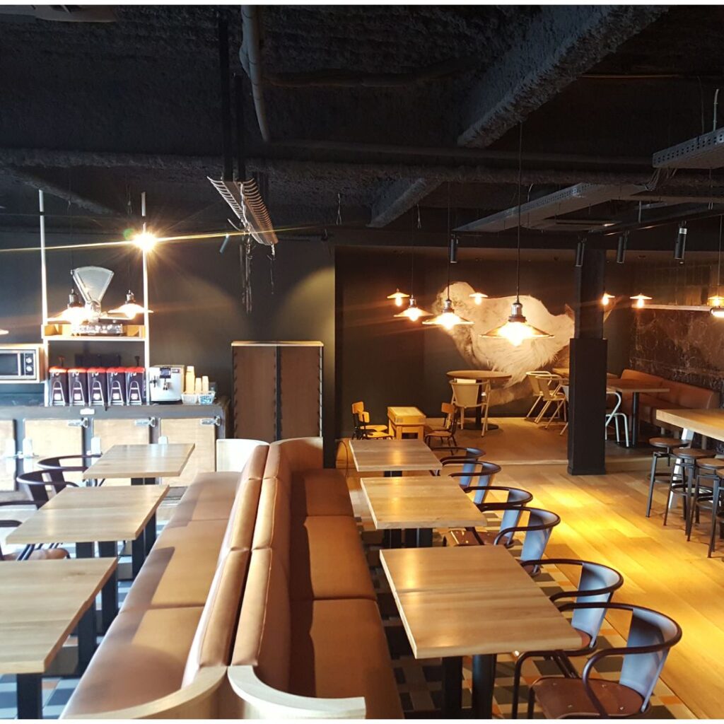 Salle de restaurant de la Boucherie Maurice